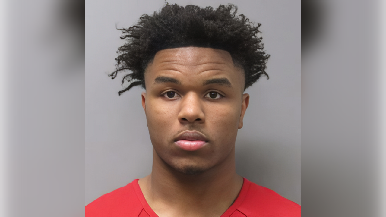 Former LSU, UL wide receiver Kyren Lacy turns himself in to authorities related to deadly crash